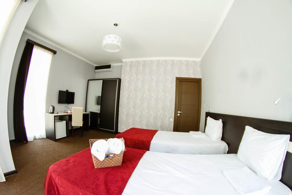 Отель The One Boutique Тбилиси Экстерьер фото